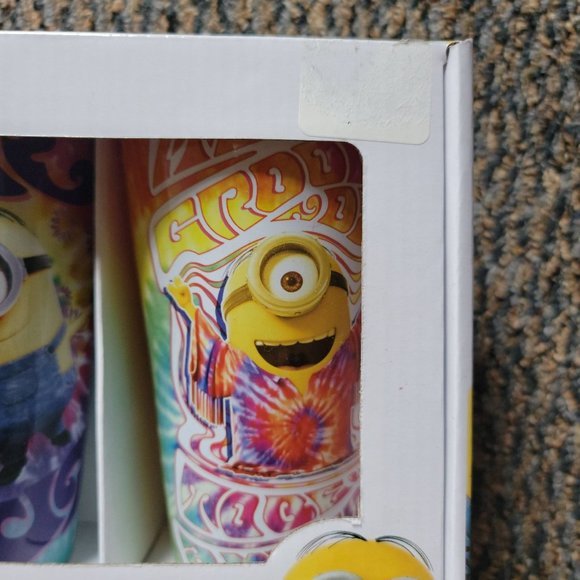 NIB Despicable Me Collectible Glassware Set of 2 Glasses - Picture 6 of 6